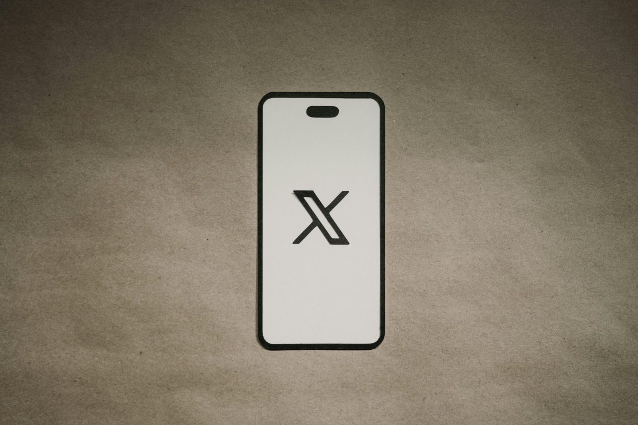 Anunciantes rebatem Musk e dizem que X afundou sozinha