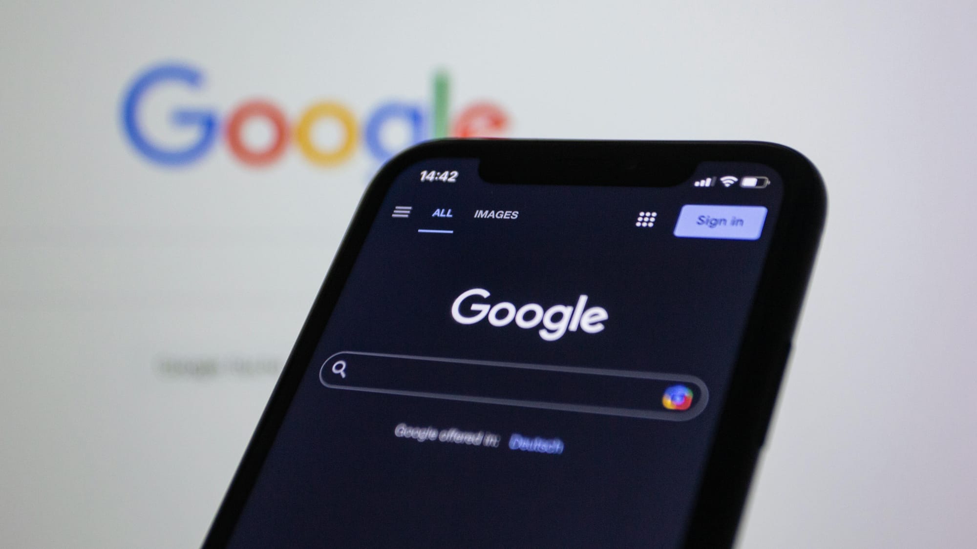 Google diz que AI Overview tem 1,5 bilhão de usuários mensais, mas evita falar sobre queda nas taxas de cliques